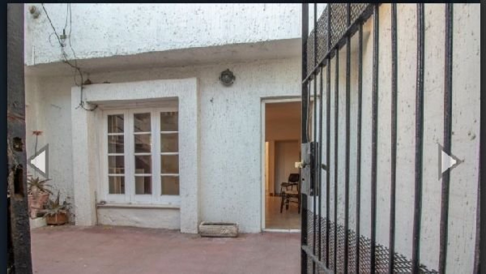 VENTA. Dos departamentos (PH) en Block. Zona Pompeya