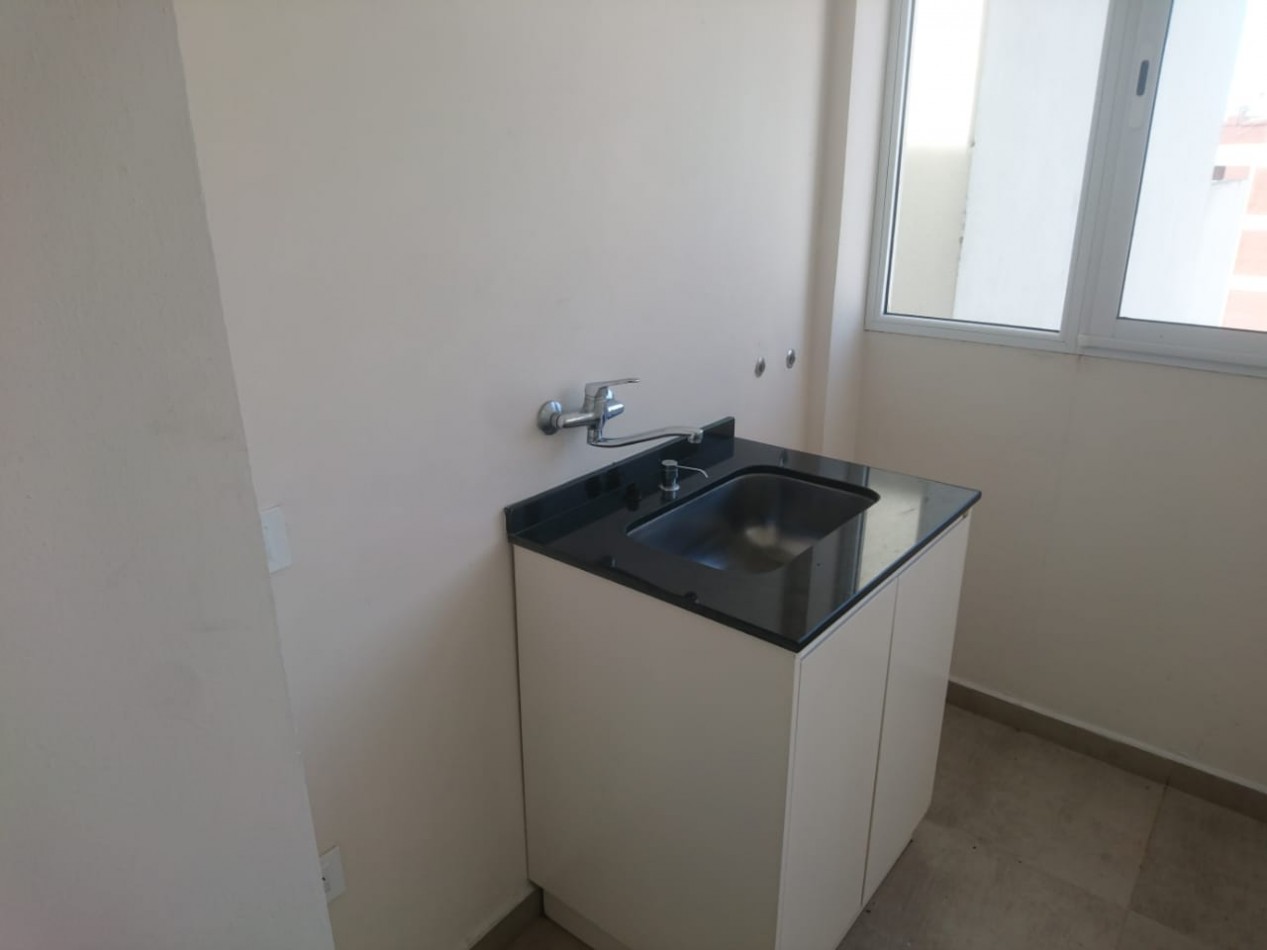 OPORTUNIDAD departamento a estrenar en varese 3 ambientes