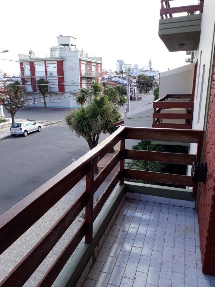 departamento en venta 2 ambientes a la calle con balcon