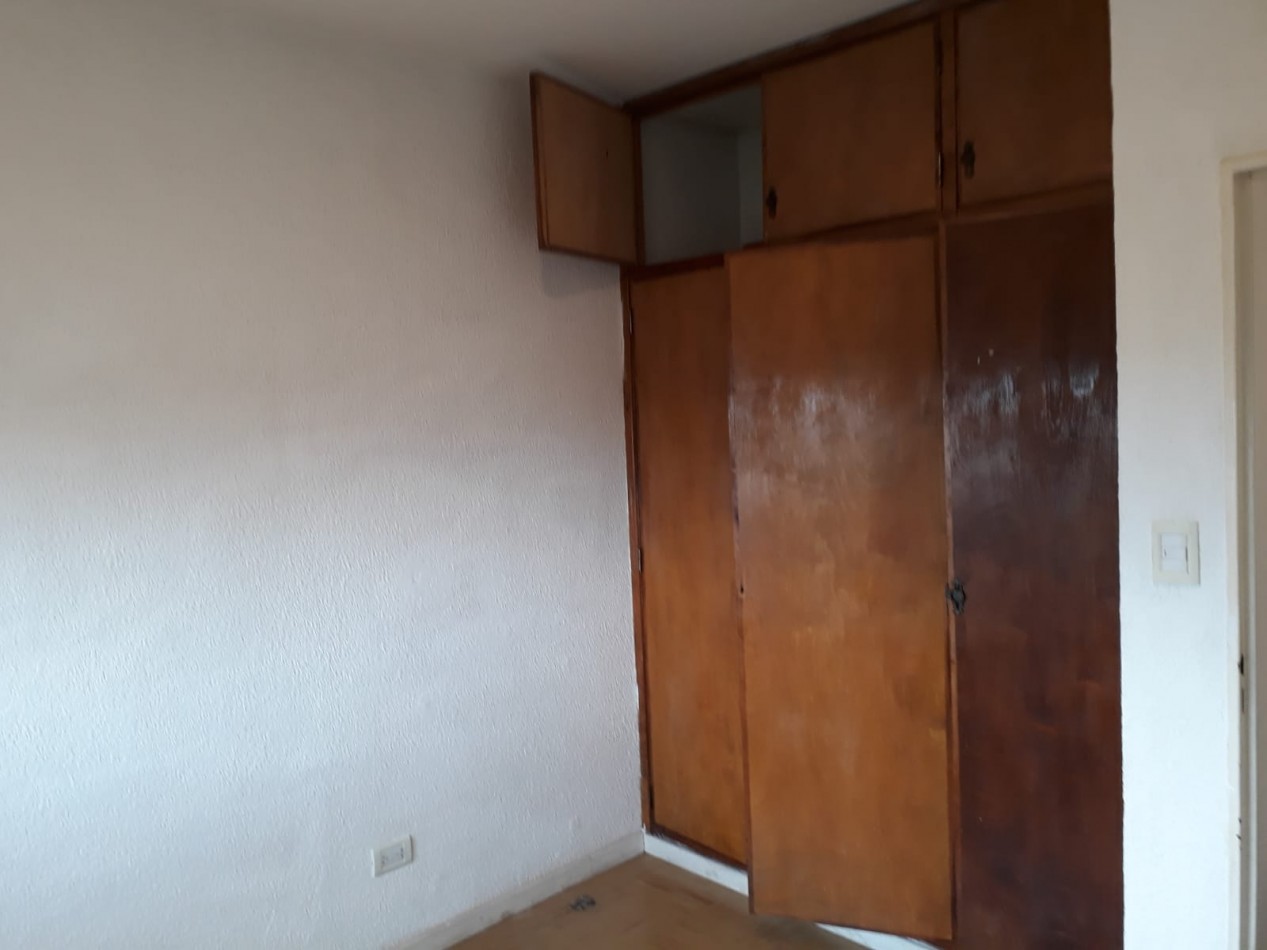 OPORTUNIDAD departamento 3 ambientes con dependencia a la calle