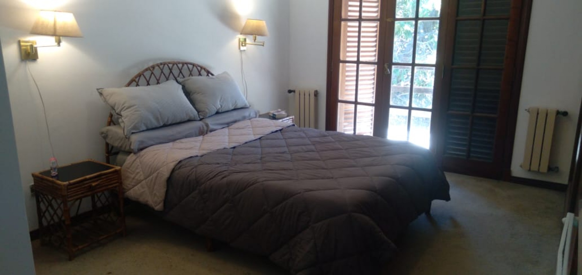 Oportunidad! Casa de cinco dormitorios en venta
