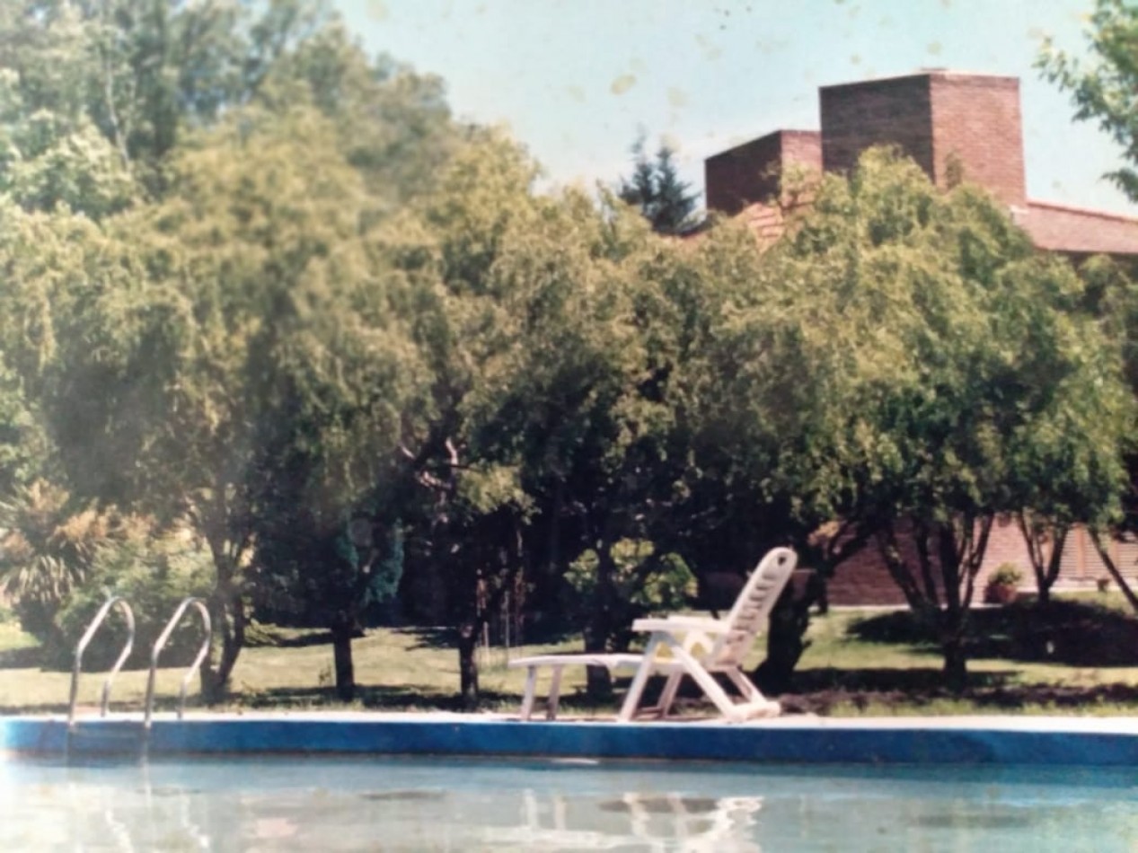 Oportunidad! Casa de cinco dormitorios en venta