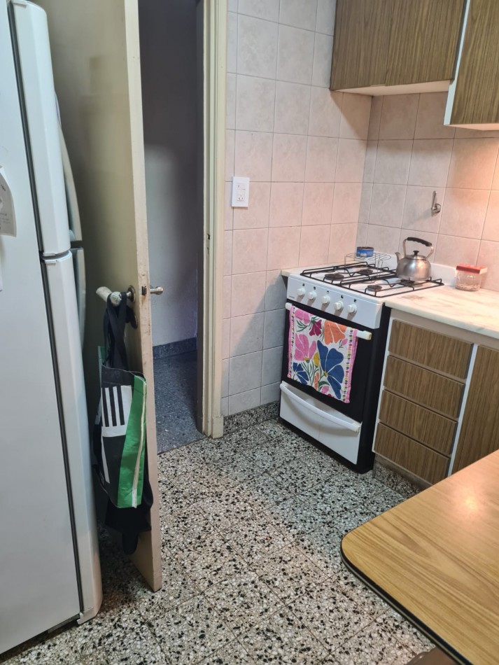 departamento de 3 ambientes con dependencia