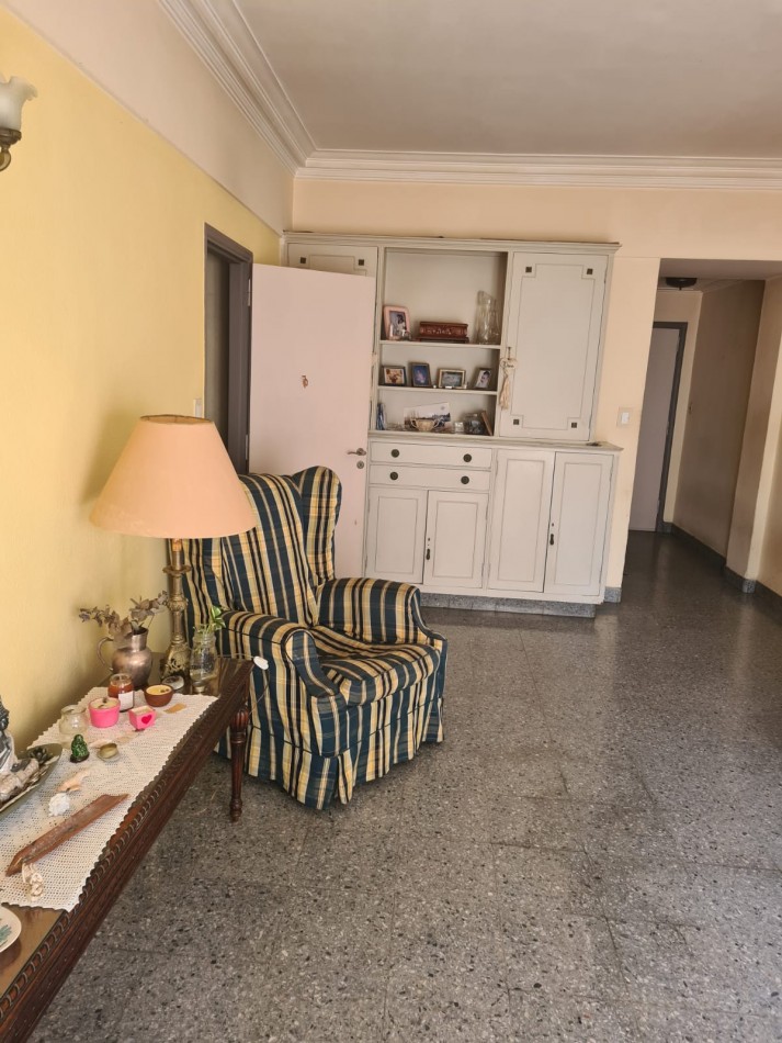 departamento de 3 ambientes con dependencia