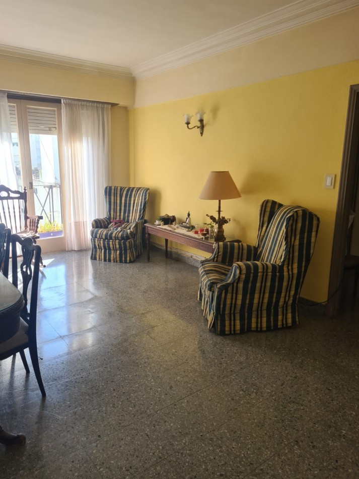 departamento de 3 ambientes con dependencia