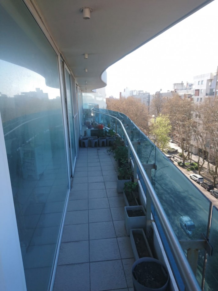 Departamento de categoria en venta 3 ambientes con cochera