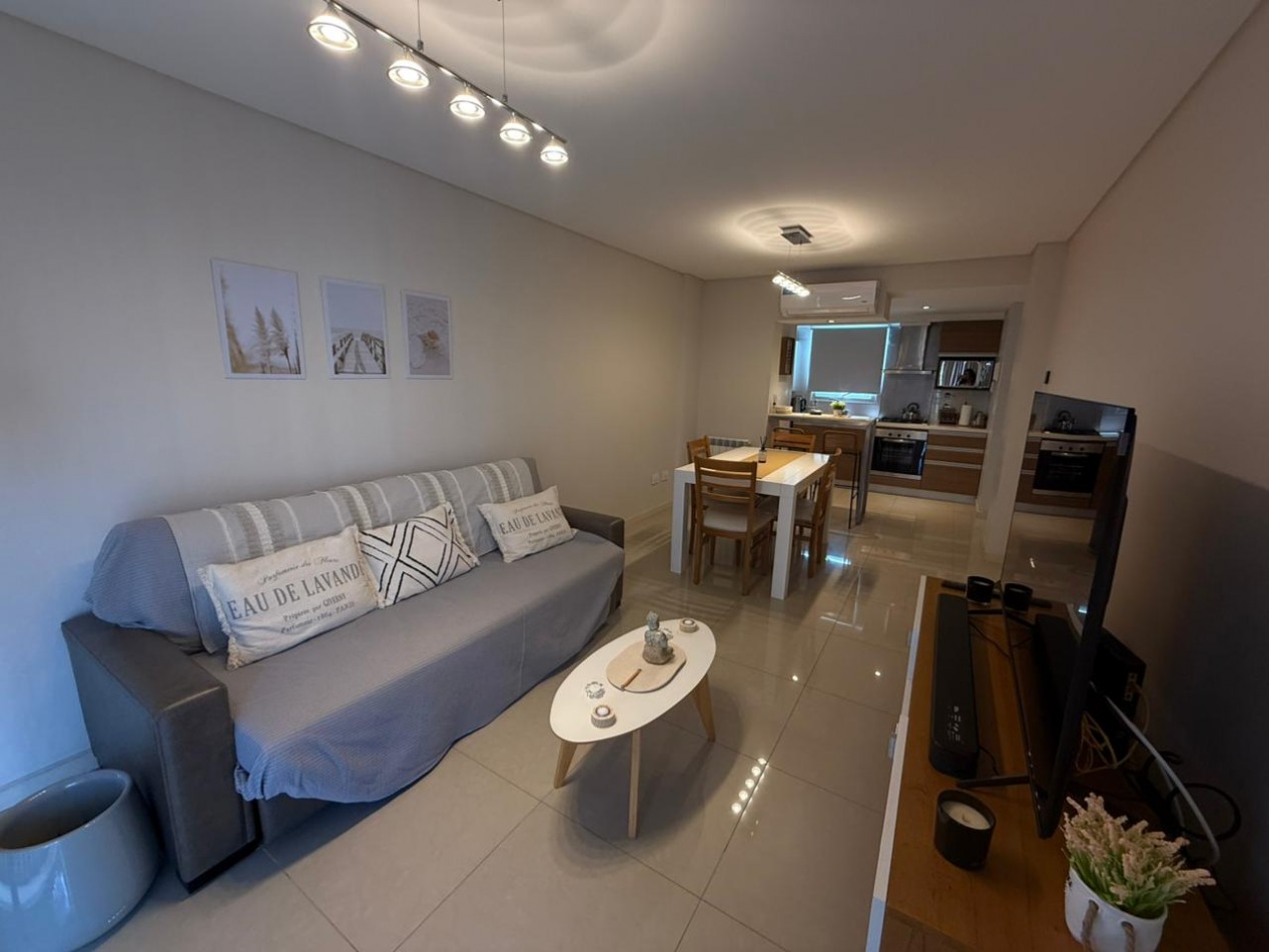Impecable Departamento en venta - Edificio Cronos 7