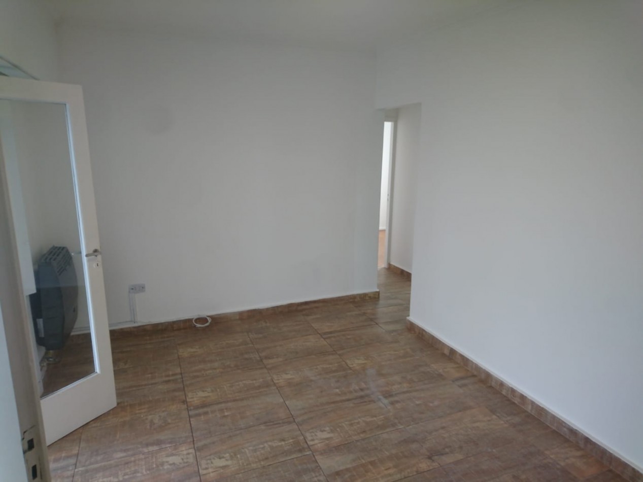 PH 3 AMBIENTES EN VENTA LA PERLA