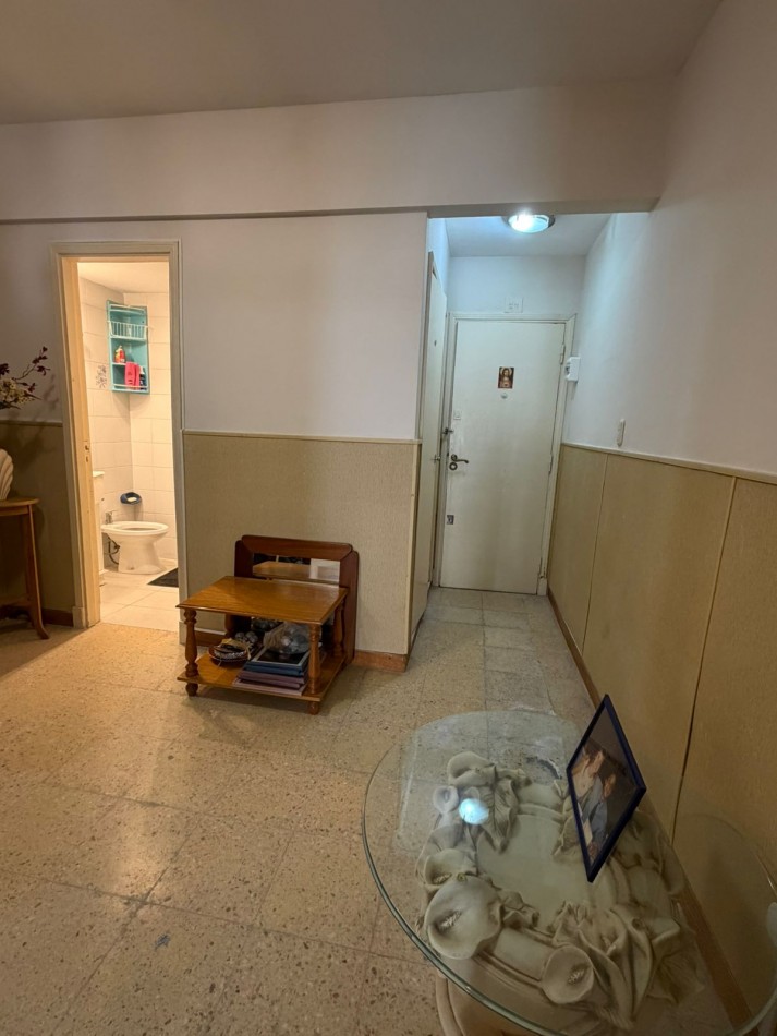 departamento monoambiente y medio con patio